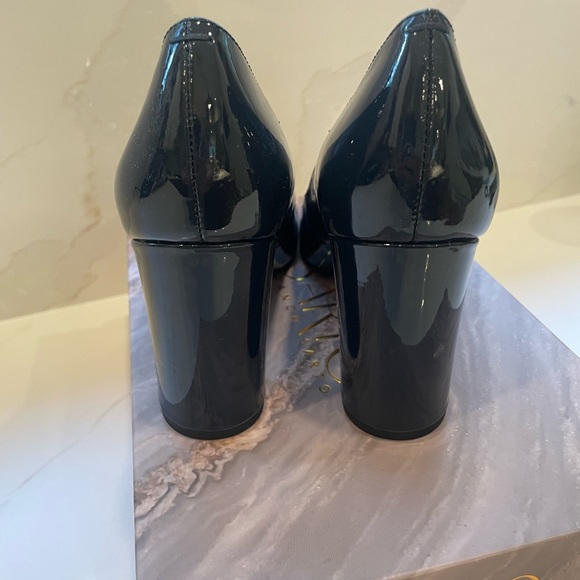 Franco Sarto Blue Patent Heels 9.5M - Picture 5 of 11